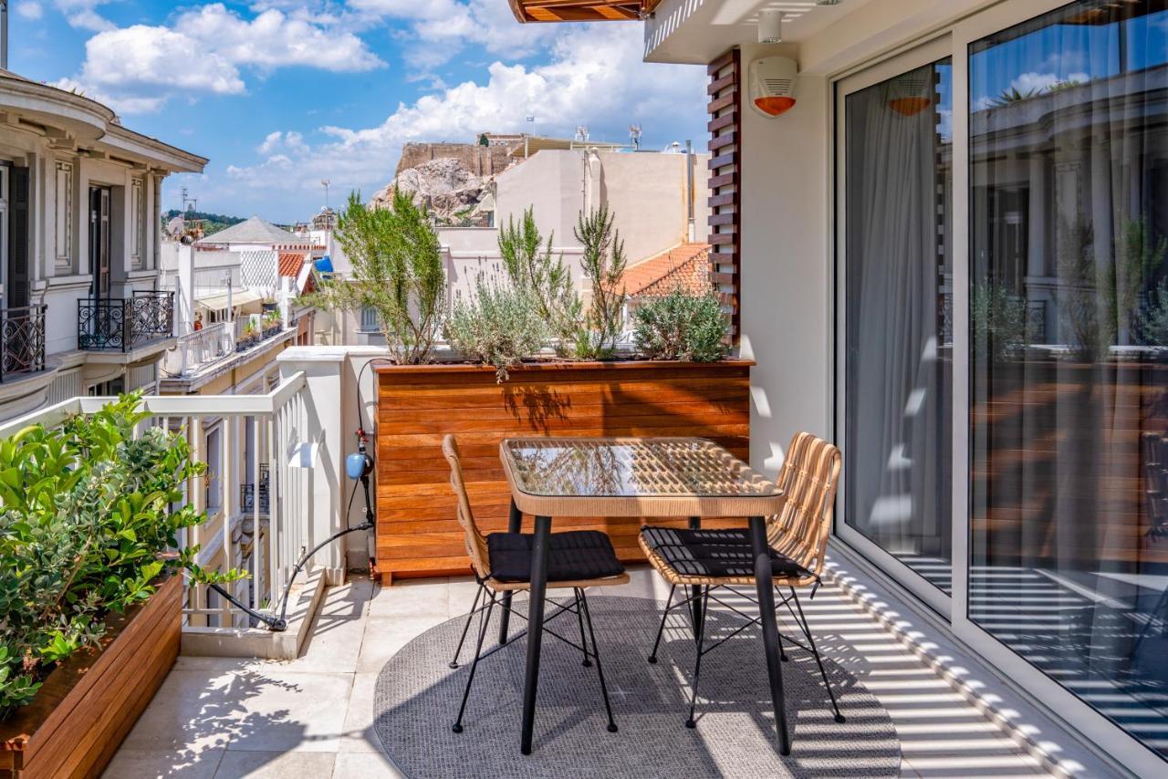 Beverly Suites In Plaka Афины Экстерьер фото